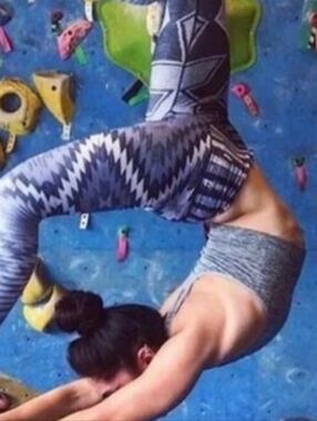 ✨️●●●Niyama Sol Wonderlust Beachcomber Crop Leggings XS